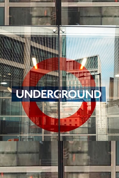 The Tube: Keep London Moving - Season 1
