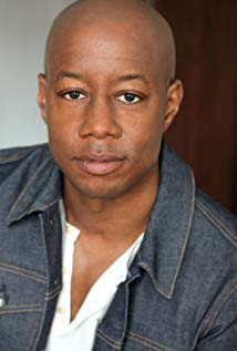 Charles Everett