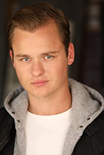 Cooper Tomlinson
