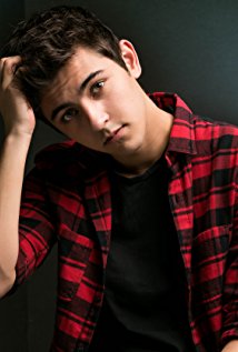 Kyson Facer